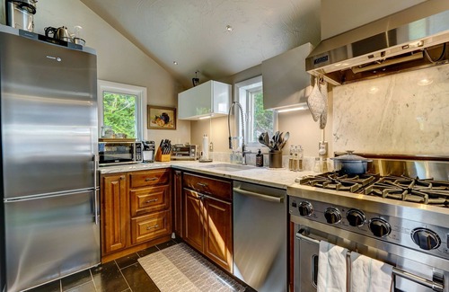 Deer Valley House | Daly Ave - Historic Ski Cottage, Top of Main Street