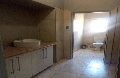 Greater Giyani Cabin | Dam Vista Retreat