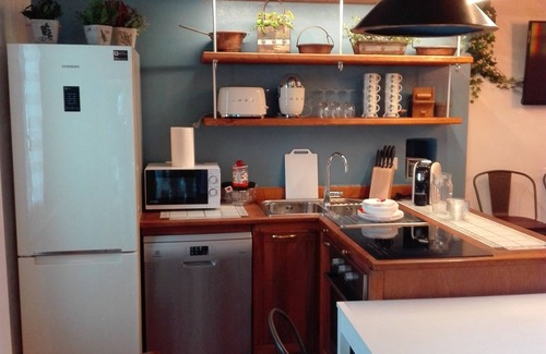 Sulzano Apartment | Dama Apartment - The Captain's House