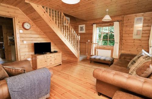 Kinnerton House | Dan Y Coed