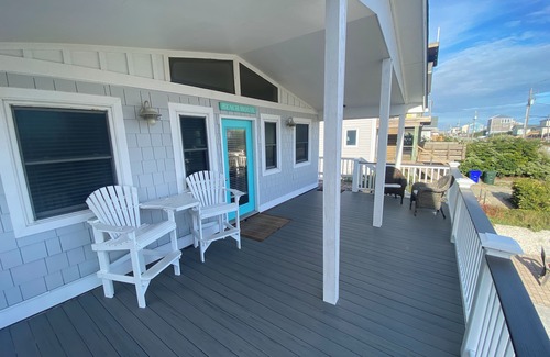 Surf City Cottage | “Dancin’ the Day Awave” in Surf City, NC