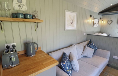 Ashby cum Fenby Cottage | DANDELION, family friendly, country holiday cottage in Waltham