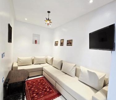 Medina of Chefchaouen Apartment | Dar Larbi