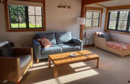 Martinborough Villa | Dara Vineyard Cottage