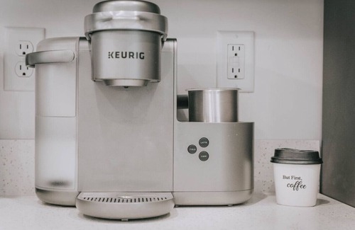 Mountainaire House | Dark Sky Chalet - Pet-Friendly