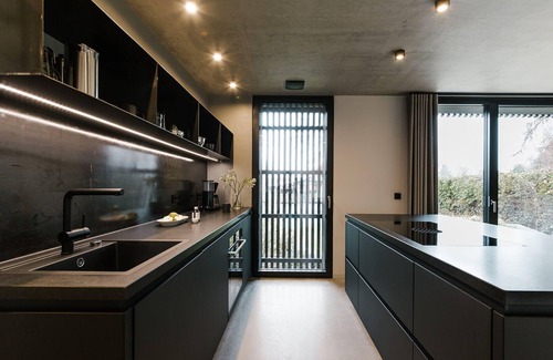 Wieck auf dem Darss House | Das.erste Design Ferienhaus Präsentiert: Film am Meer!