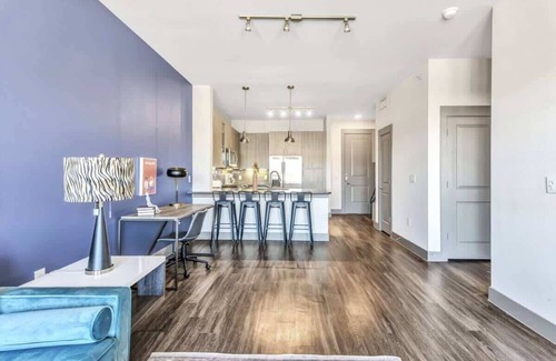 Plano Apartment | Dashing 1BR Suite | Pool, Parking + Gym I