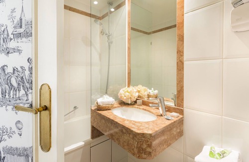 Quartier de la Monnaie Hotel | Dauphine Saint Germain Hotel