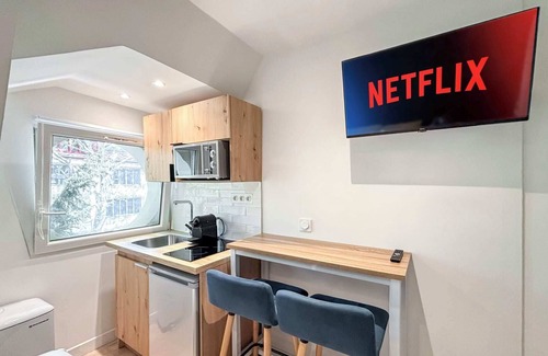 Amerique Apartment | David D Angers 61 - Studio Apartment, Sleeps 2