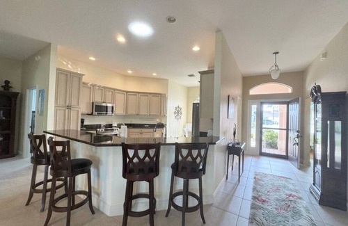 Fernandina House | Davidson Golf Course Retreat (Winifred)