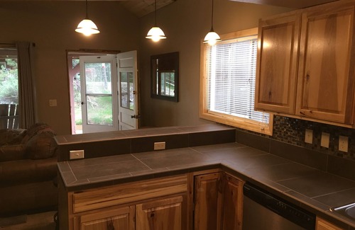 Cascade-Chipita Park Cabin | Dawson Creekside Cabin