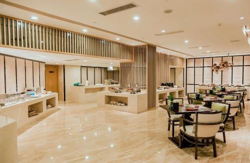Bazhong Hotel | Days Inn by Wyndham Business Place Sichuan Bazhong