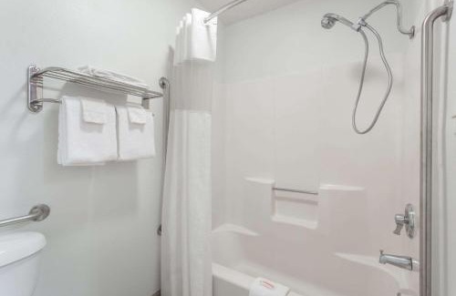 Colby Hotel | Days Inn by Wyndham Colby