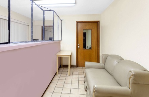 State Park Hotel | Days Inn by Wyndham Columbia NE Fort Jackson