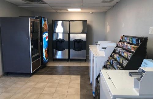 Indianapolis Hotel | Days Inn by Wyndham Indianapolis South