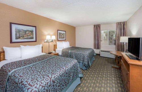 Kirksville Hotel | Days Inn by Wyndham Kirksville