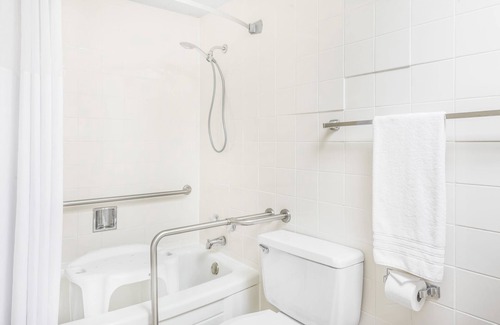 Barton Hotel | Days Inn by Wyndham St Clairsville