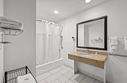 Tucson Hotel | Days Inn by Wyndham Tucson Airport