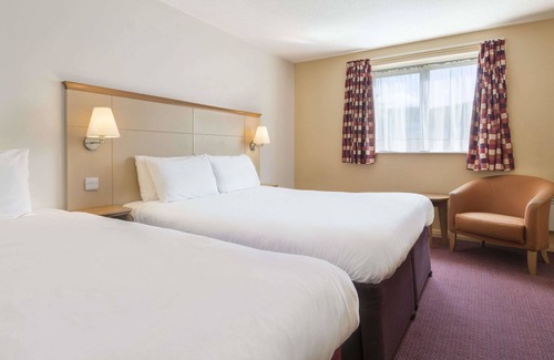 Winchester Hotel | Days Inn by Wyndham Winchester M3