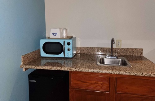 Thibodaux Hotel | Days Inn & Suites by Wyndham Thibodaux