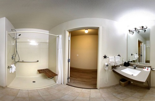 Llano Hotel | Days Inn & Suites by Wyndham Llano