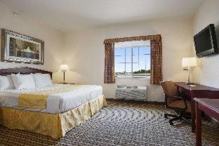 Columbus Hotel | Days Inn & Suites by Wyndham Columbus NE