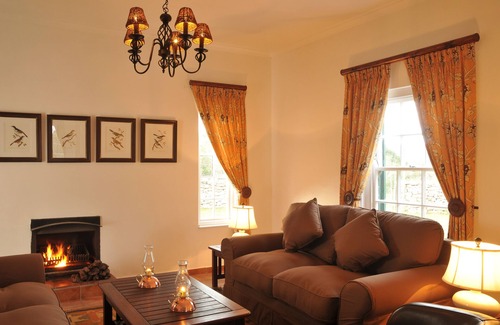 Overberg House | De Hoop Opstal Houses