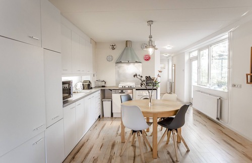 Zandvoort Apartment | De Lijsterhof : Close to the beach and the city center