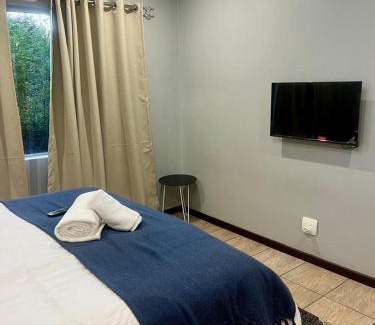 Garsfontein Hotel | De'Lush Oasis