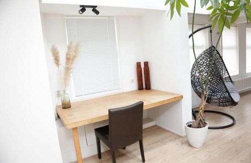 Woudsend House | De Oude Zeilmakerij, groot, sfeervol vakantiehuis.