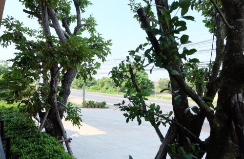 Roi Et Hotel | De Vine House