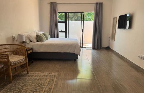 Garsfontein House | De Vlei - Private Accommodation in Garsfontein