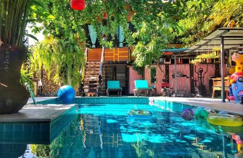 Tha Wang Tan Hotel | De Wiang Kum Kam