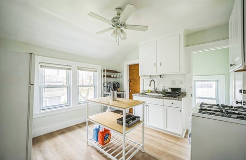 Dearborn House | Dearborn Den: Cozy Flat for Fall Travelers, Where Fall Memories Are Made