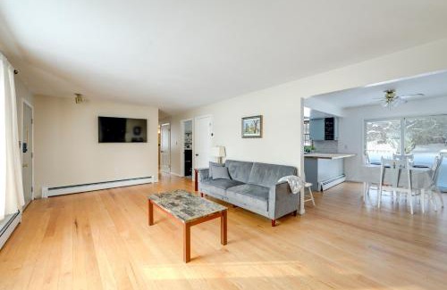 West Eaton House | Deck and Fire Pit Cozy Escape in Morrisville!