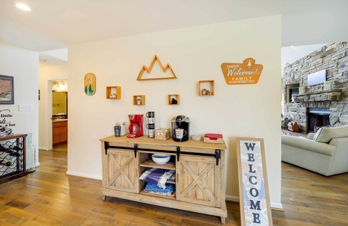 Sugar Mountain House | Deck, Grill & Fire Pit: Sugar Mountain Retreat!