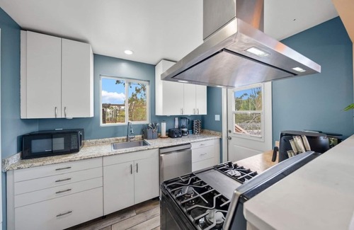 Linda Vista House | Decked Out Delight: Park Charm