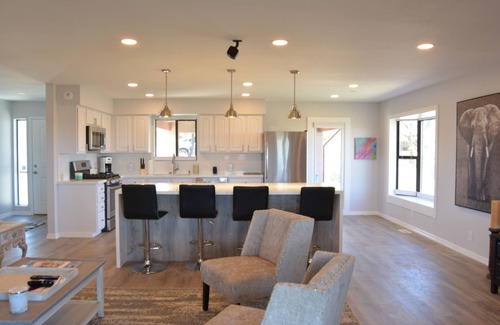 Prescott House | Decked out Get Away