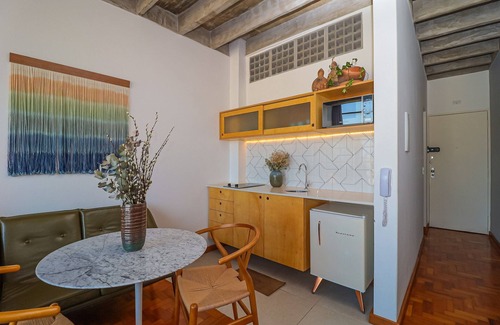 Republica House | Decorated studio overlooking SP @ Ed. Copan