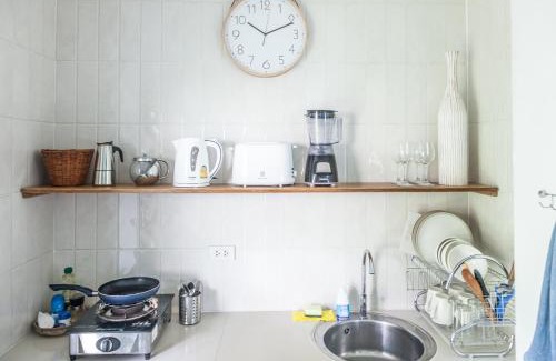 Hin Hong Ski Chalet | Deep Dream Chalet