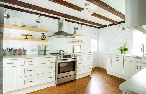 Deer Isle House | Deer Isle Farmhouse - New!