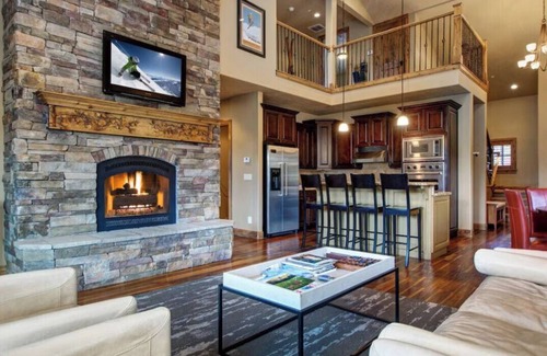 Park City House | Deer Valley Lakeside Ski House *Sleeps 16