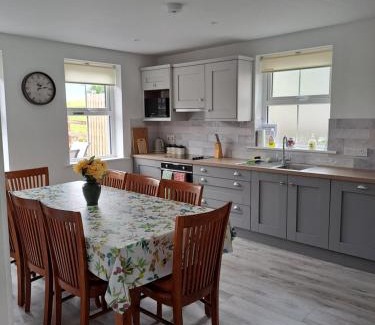 Inistioge House | Deerpark Cottage, Inistioge, Kilkenny