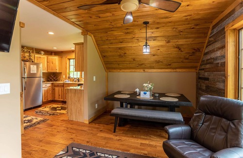 Banner Elk Cabin | Deerview Cottage at Eagles Nest - Secluded and quiet, walk to trails, resort amenities