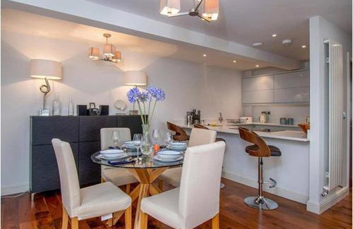 Deganwy Apartment | Deganwy Tower Apartment