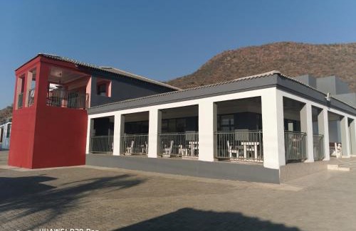 Glen Cowie Bed & Breakfast | Dehoop Luxury Lodge