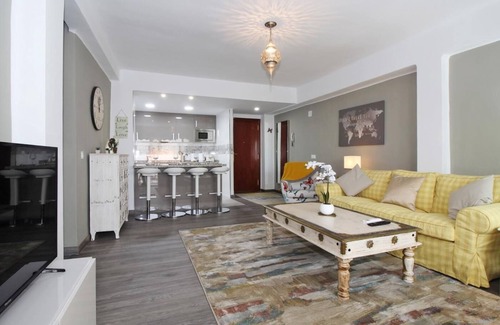 El Ejido Apartment | Del Parque Flats San Millan
