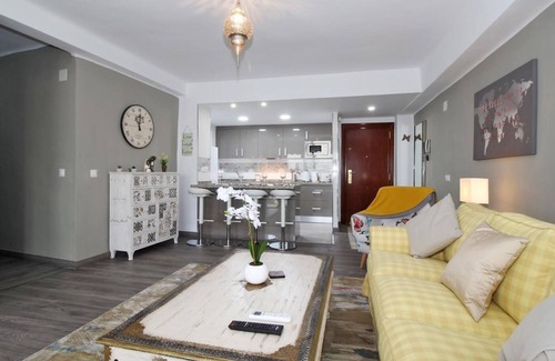 El Ejido Apartment | Del Parque Flats San Millan