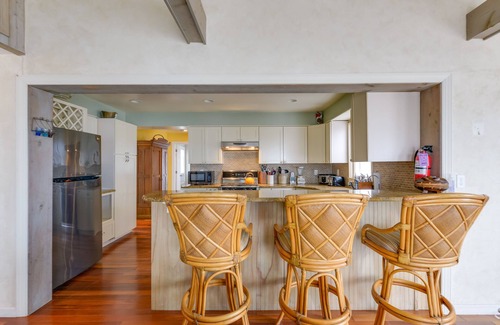 Green Creek Cottage | Delaware Bay & Sunset Views: Cape May Cottage