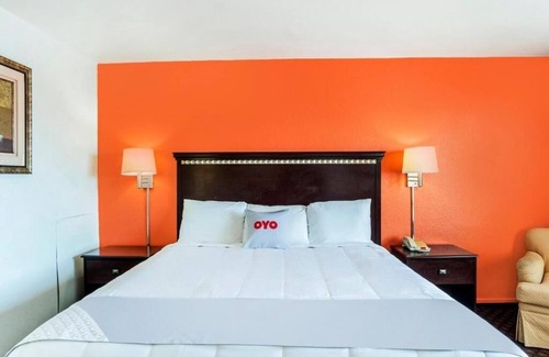 Dodge City Hotel | Delight In Dodge Room With Parking And Near Attractions